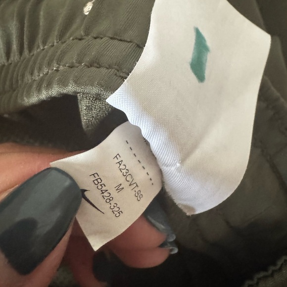 Nike Women's Dri-FIT Prima High-Waisted 7/8 Training Pants - Picture 6 of 6